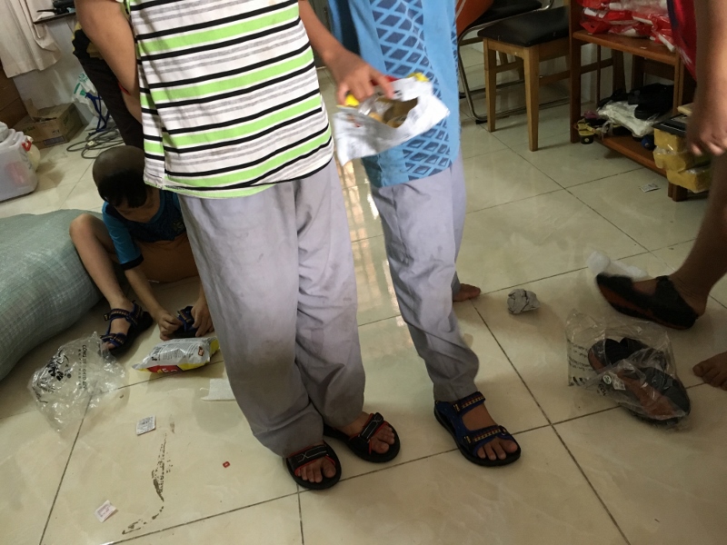 BIS HCMC APS Donation Report – Christmas BISzaar 2016 11 (800x600)