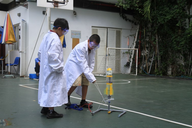 Y5 Blast off