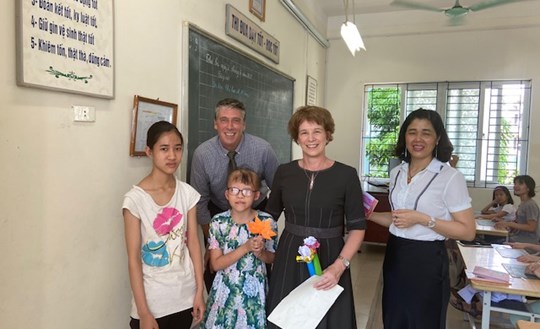 Ms Sue visits Hy Vong