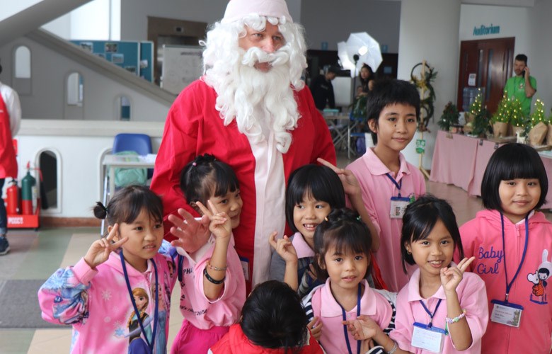 Christmas BISzaar 2019 | British International School HCMC
