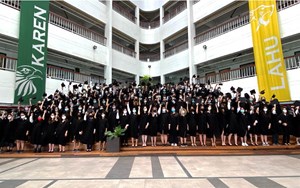 Class of 2022 group photo 
