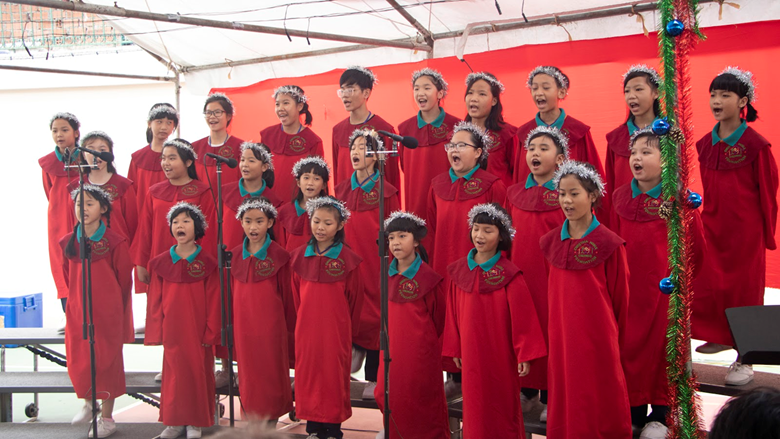 BIS HCMC PTG Christmas BISzaar 2018