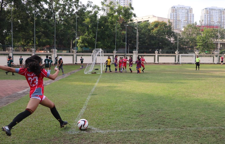 U14B Girls Football City Champs bis hcmc