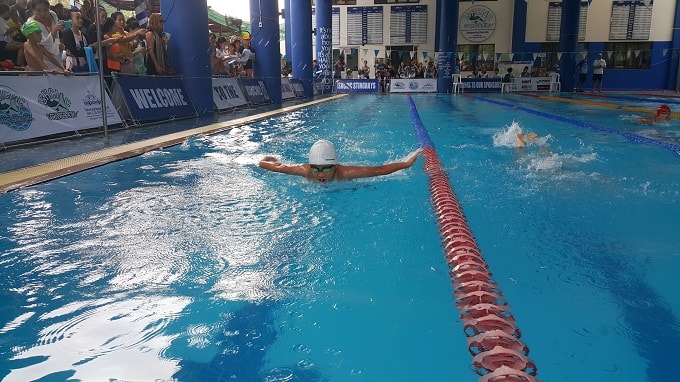 Swim meet-min