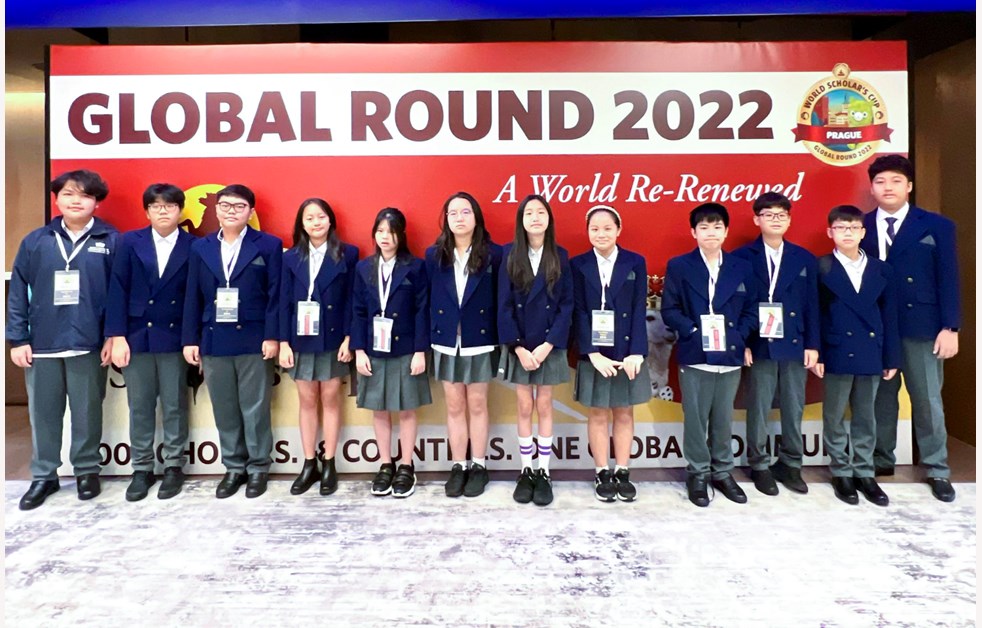 WORLD SCHOLAR'S CUP BVIS HANOI TEAM SIGNS UP FOR THE FINAL ROUND AT
