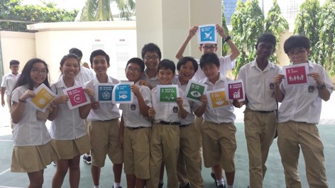An Phu Secondary Global Goal Selfies