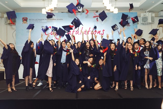 Lễ tốt nghiệp của học sinh trường quốc tế BVIS