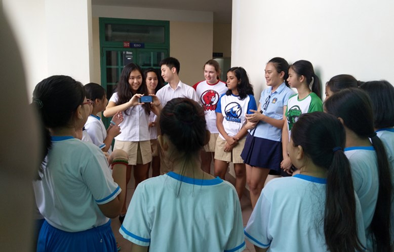 Secondary students teach english - Community Service | BIS HCMC