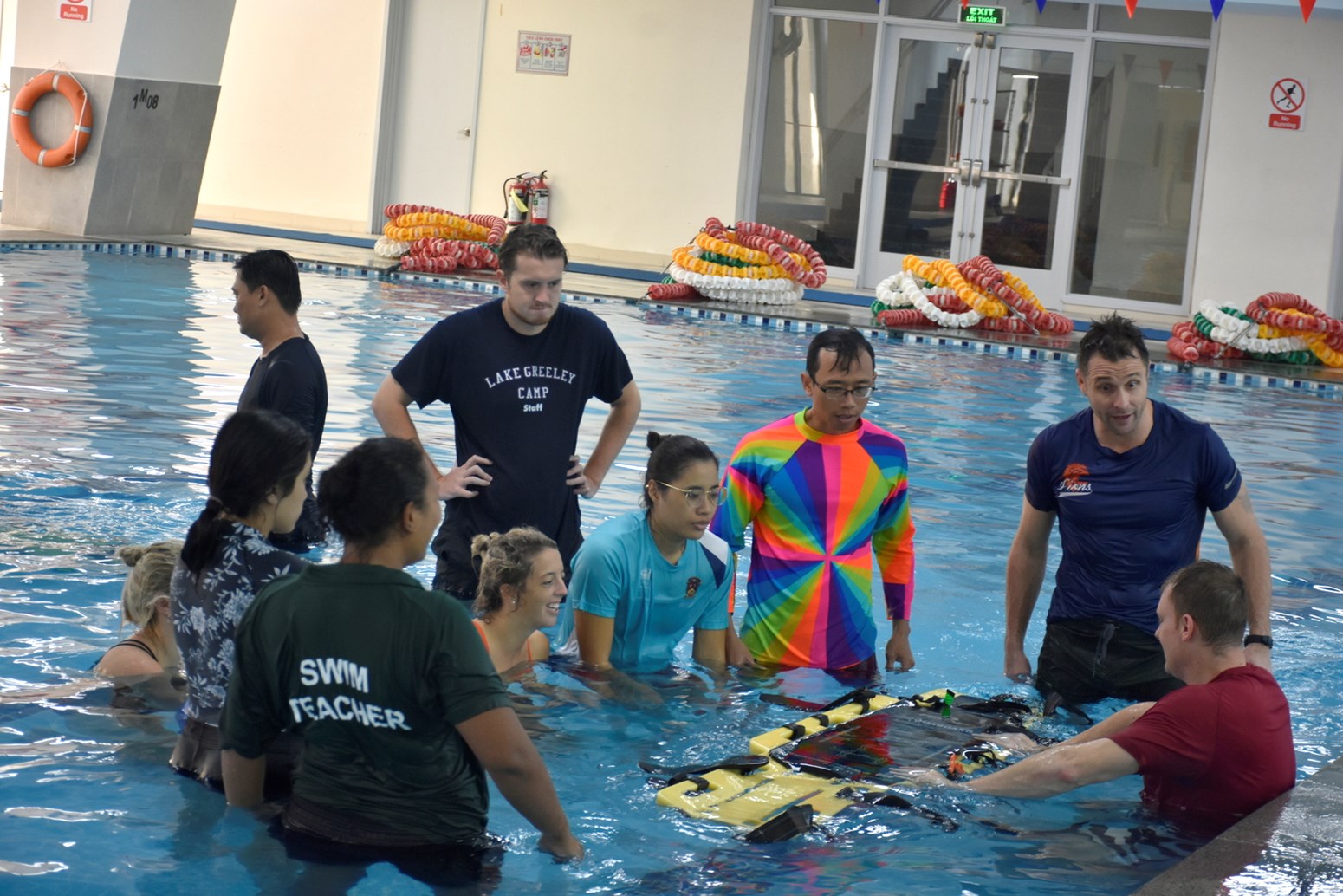 BVIS HCMC Safeguarding Training huấn luyện an toàn bơi lôi (8)