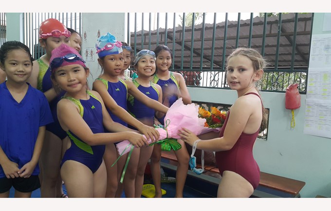 comm swim meet