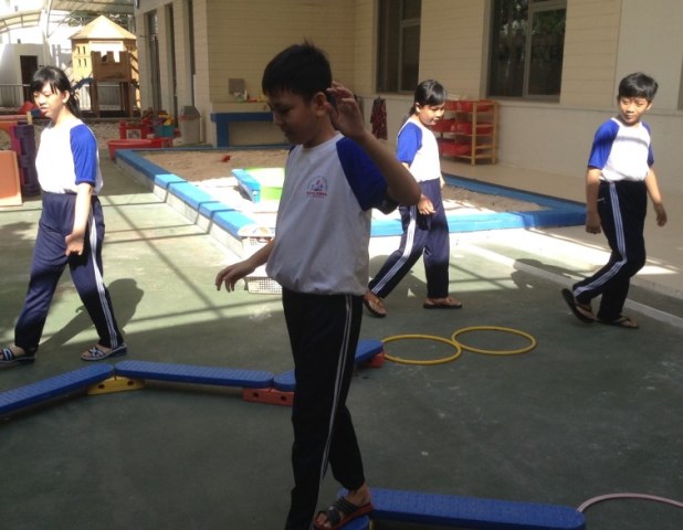 Chuyen Biet Rang Dong1