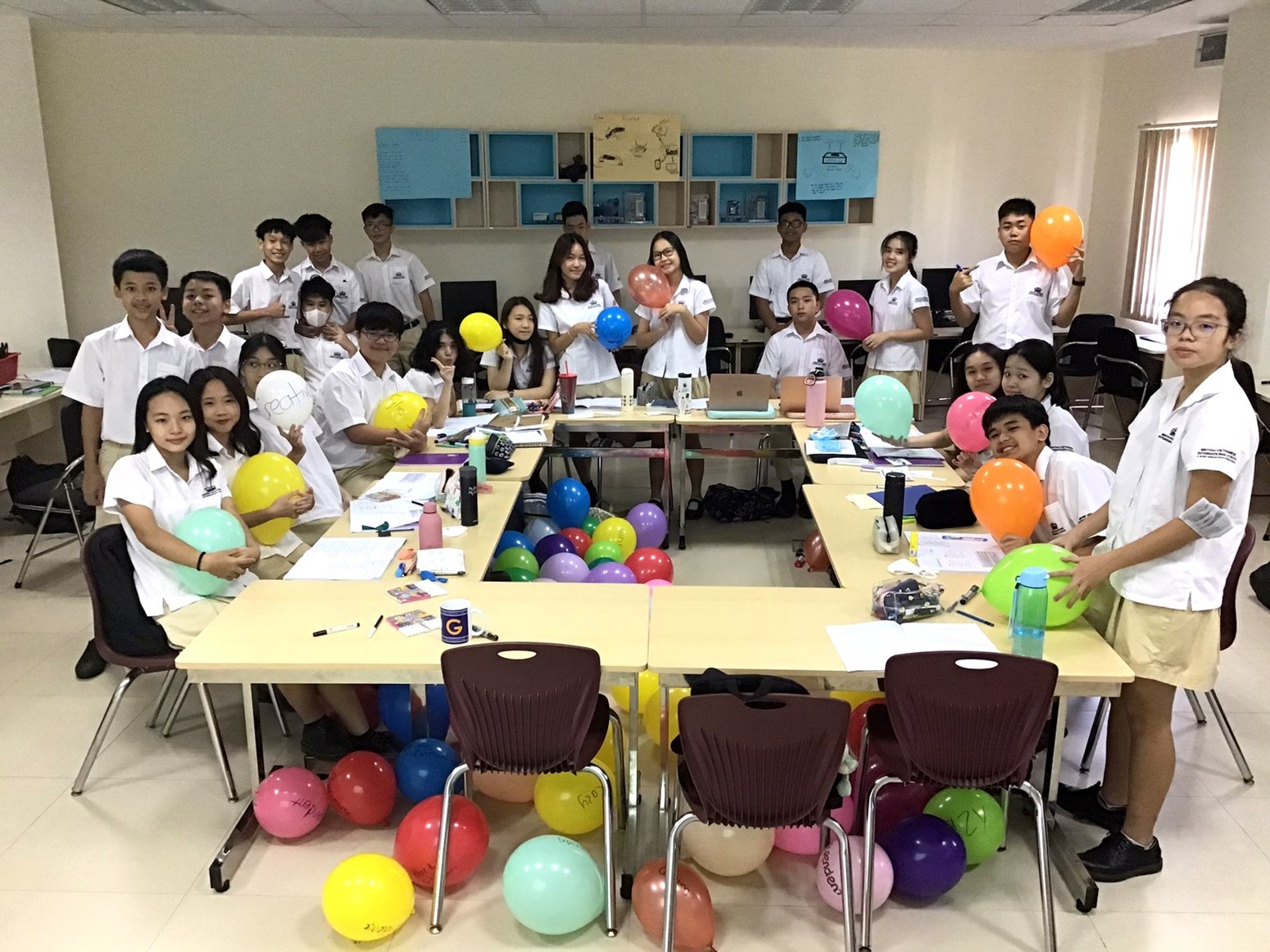 BVIS HCMC Business Studies Balloon (4)