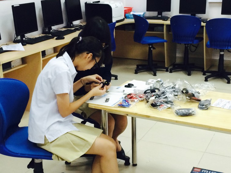 British International School Hanoi Robotic Club (5)