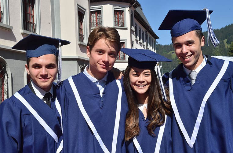 Beau Soleil_French section graduation2