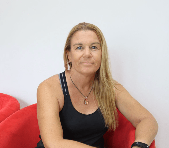 Private School in Thailand | Regents International School Pattaya - Feature Cards Pattern