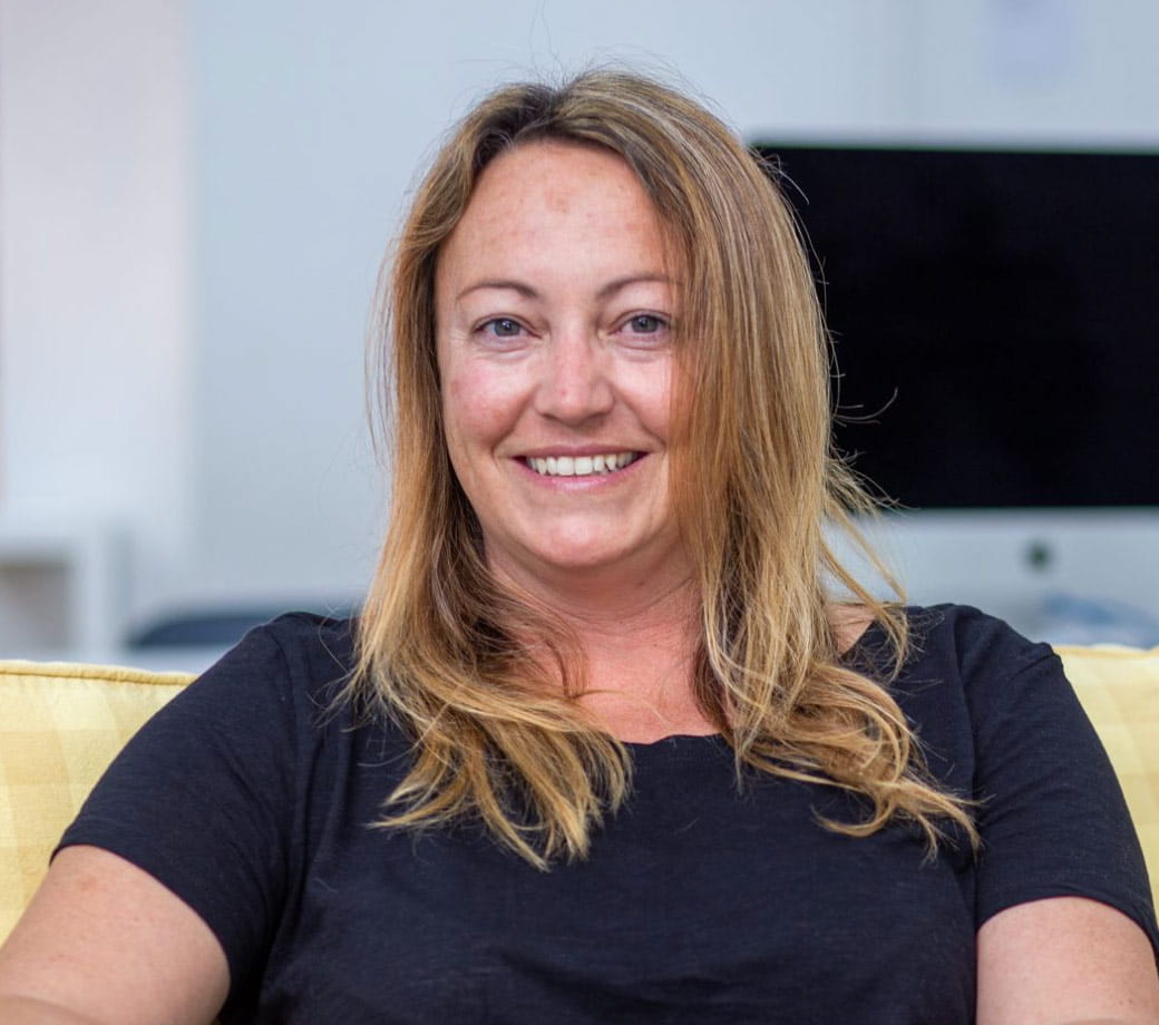 Boarding School in Thailand | Regents Pattaya - Feature Cards Pattern