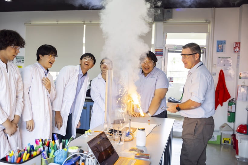 Why experienced teachers matter in education  - experienced teachers regents pattaya