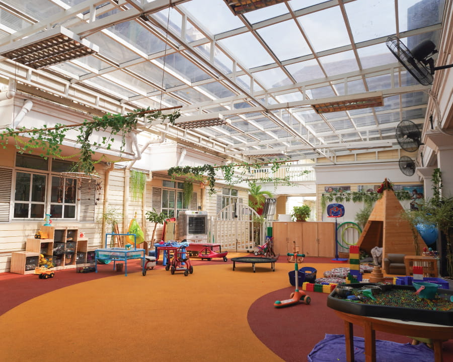 International Nursery School in Bangkok | St Andrews - Small Text And Image