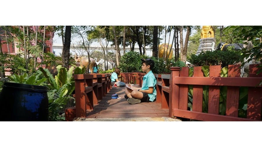 27625160_1305681292870073_6192344550560365375_oHERO