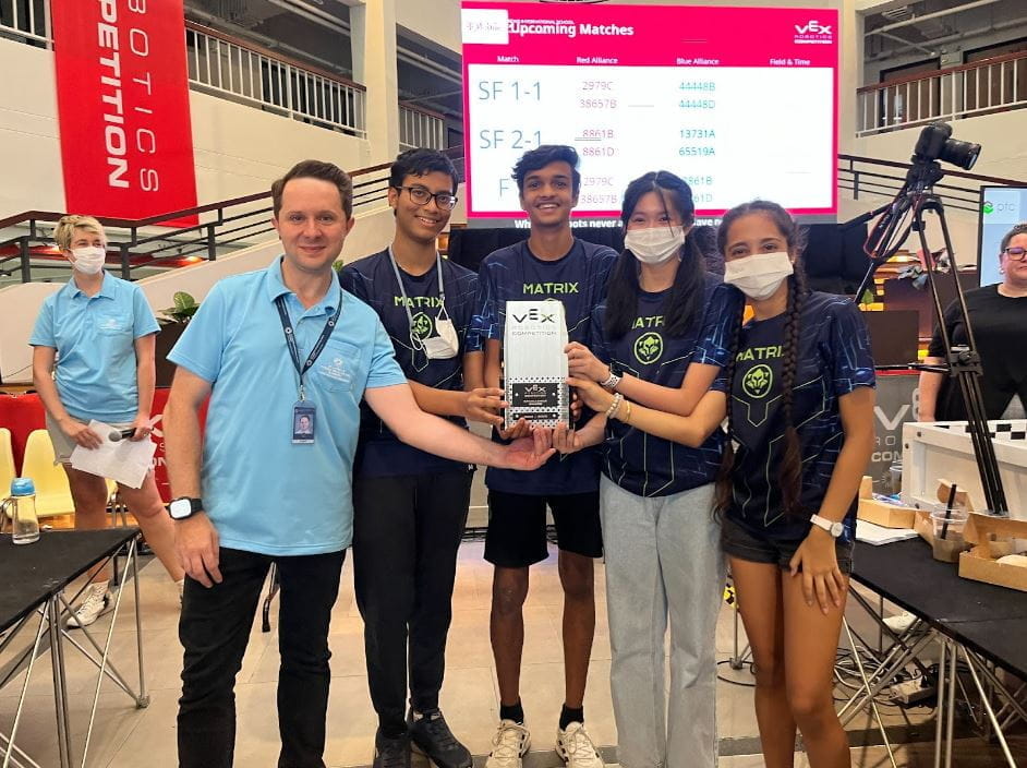 Senior VEX VRC Robotics | St Andrews - Senior-VEX-VRC-Robotics