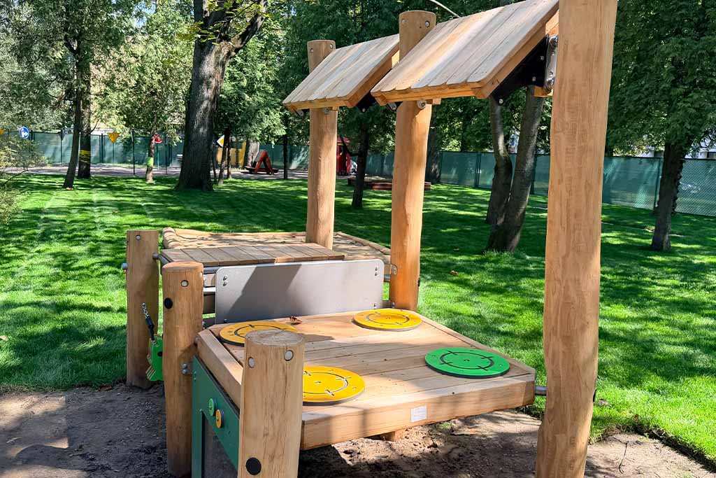 mud kitchen