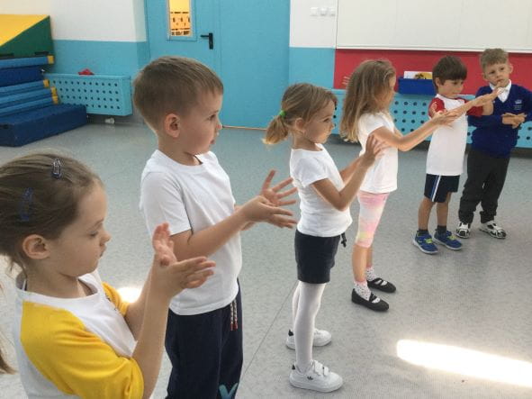 Hen Hunt | The British School Warsaw - hen hunt