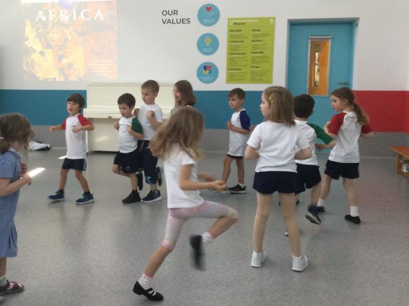 Hen Hunt | The British School Warsaw - hen hunt