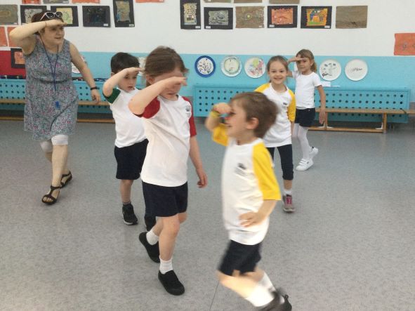 Hen Hunt | The British School Warsaw - hen hunt