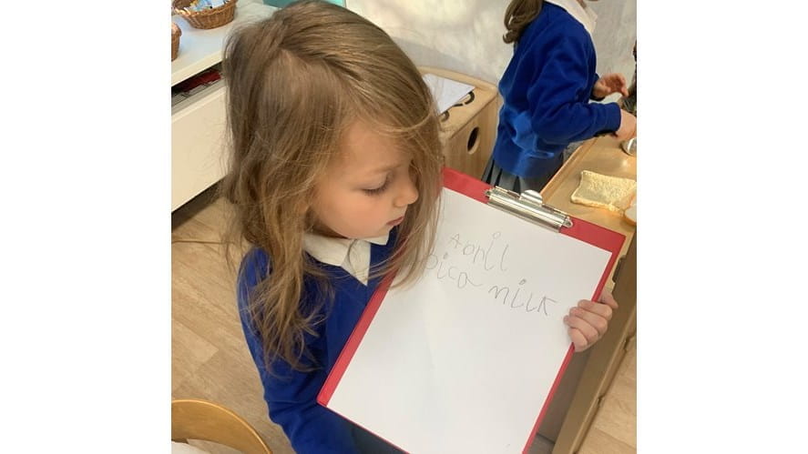 TBS Warsaw primary school student in class